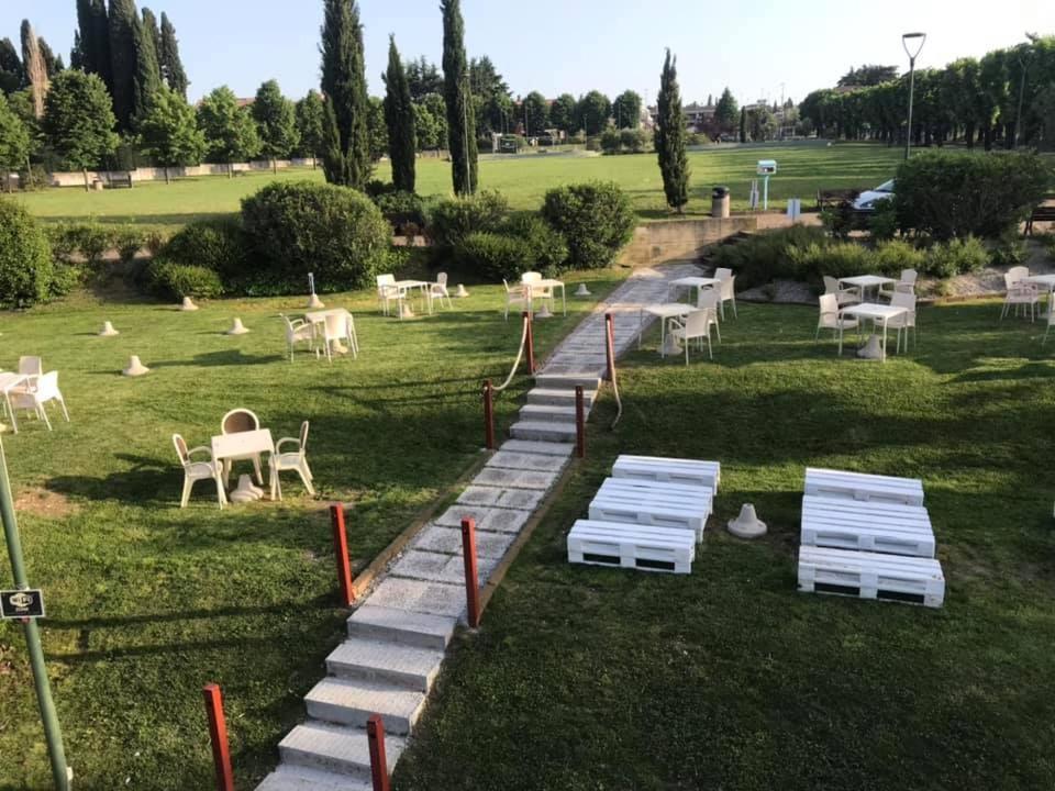Appartamento Casa Vacanze Spiaggia D'Oro Desenzano del Garda Eksteriør billede