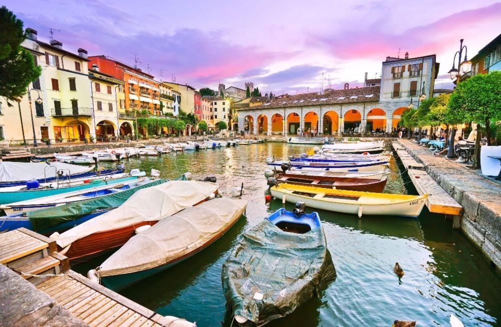 Appartamento Casa Vacanze Spiaggia D'Oro Desenzano del Garda Eksteriør billede