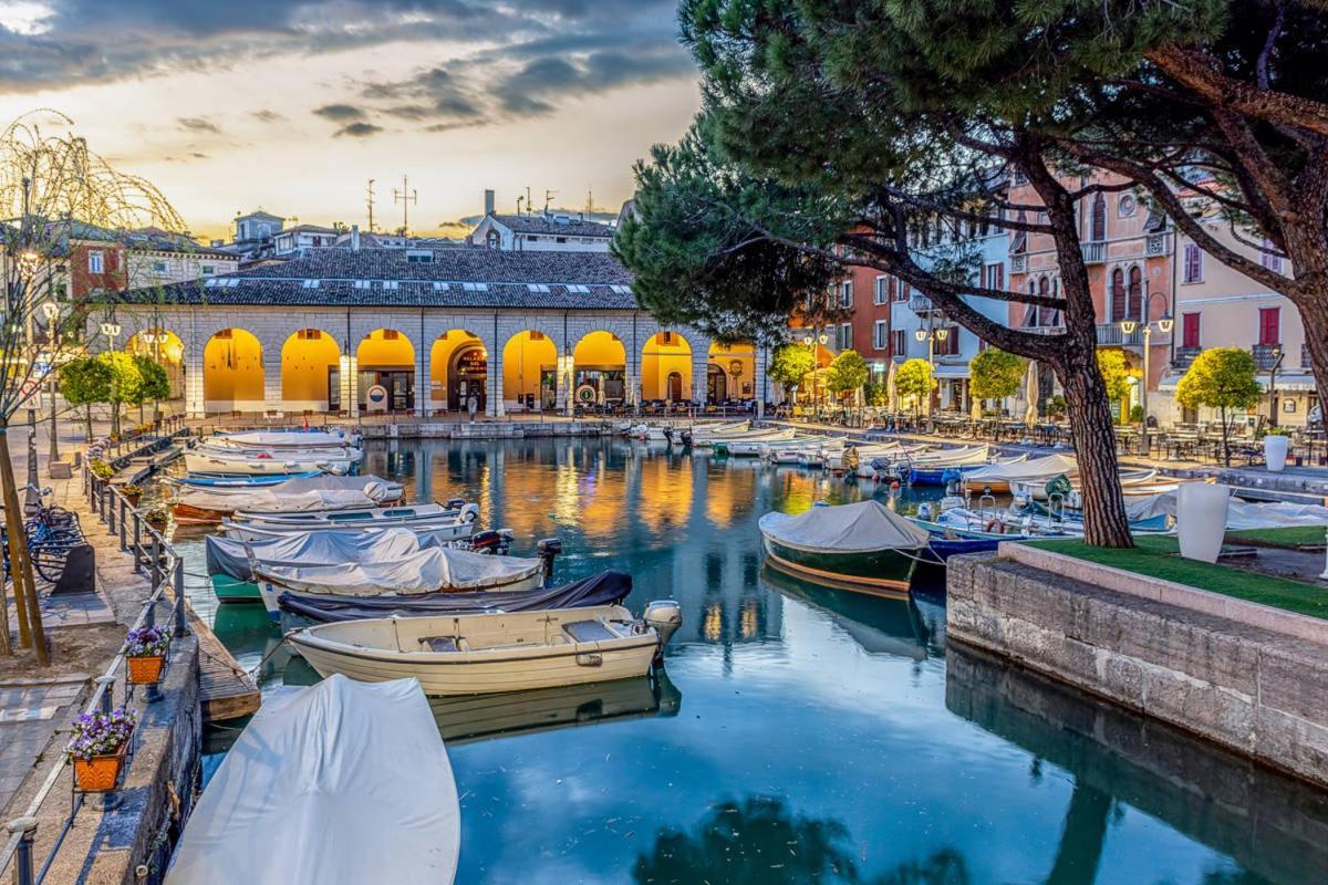 Appartamento Casa Vacanze Spiaggia D'Oro Desenzano del Garda Eksteriør billede