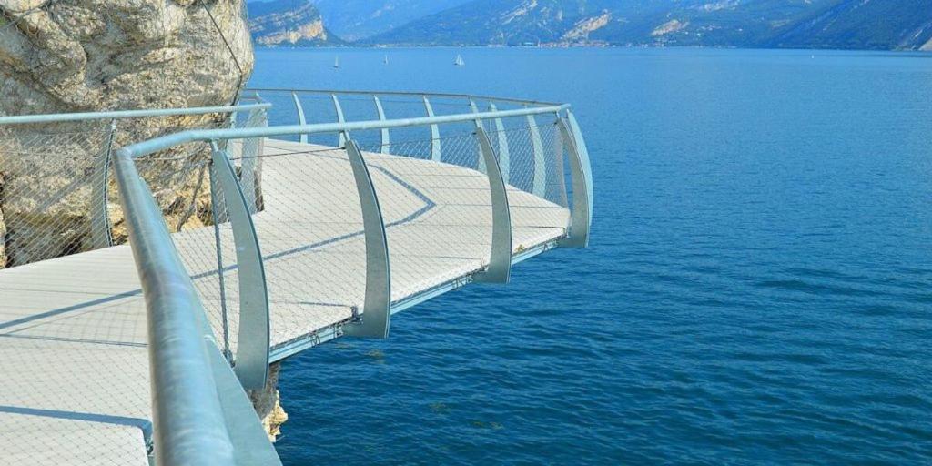 Appartamento Casa Vacanze Spiaggia D'Oro Desenzano del Garda Eksteriør billede