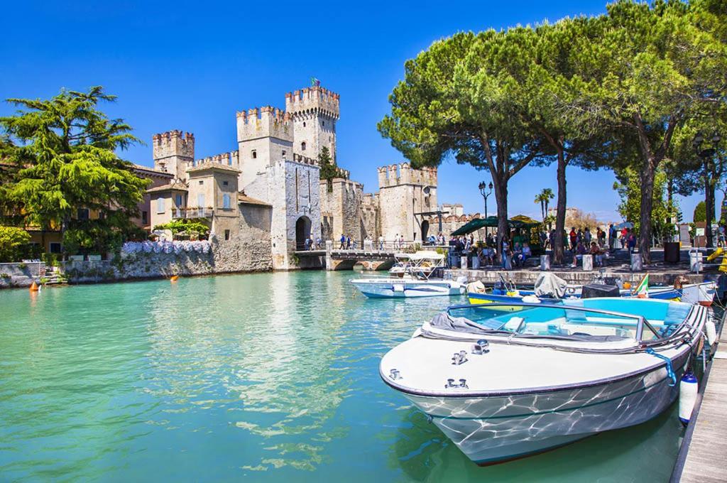 Appartamento Casa Vacanze Spiaggia D'Oro Desenzano del Garda Eksteriør billede