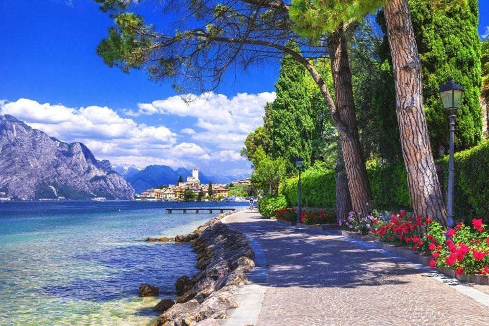 Appartamento Casa Vacanze Spiaggia D'Oro Desenzano del Garda Eksteriør billede